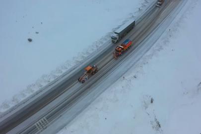 Bayburt ve Erzincan’ın yüksek kesimlerinde kar yağışı etkili oldu