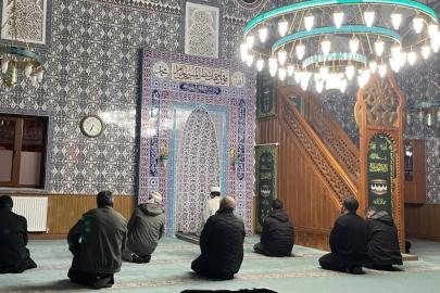 Bayburt’ta üniversite öğrencileri camilerde imamlık ve müezzinlik yaptı