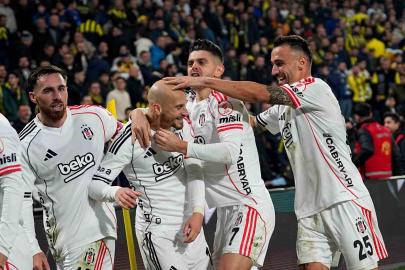 Beşiktaş, bu sezon ilk kez büyük bir maçı öne geçip kazandı