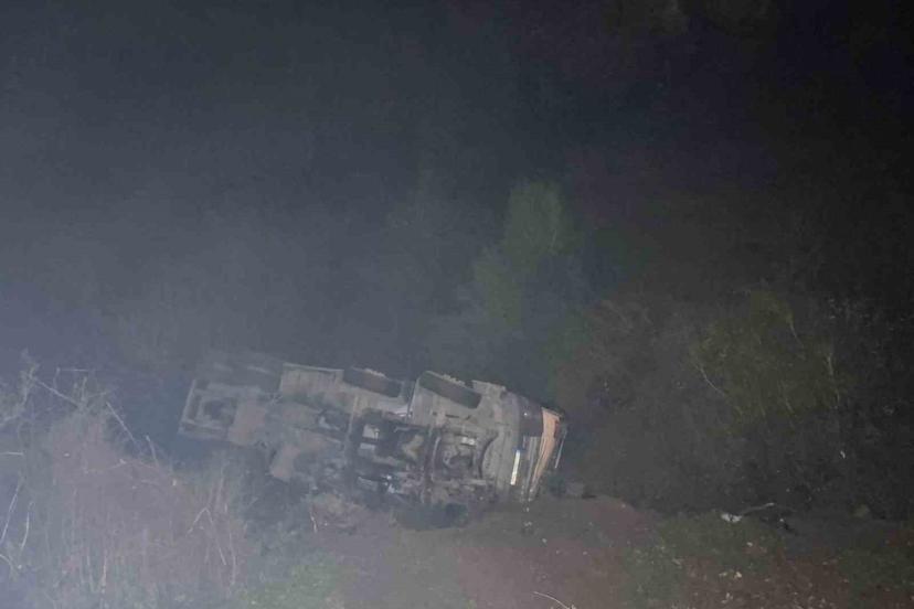 Beton mikseri 150 metrelik uçuruma yuvarlandı: 2 yaralı