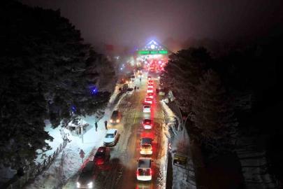 Beyaza bürünen Uludağ’da jandarmadan sıkı denetim