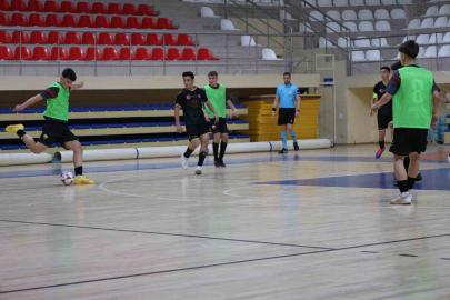 Bilecik’te genç erkekler futsal müsabakaları büyük heyecana sahne oluyor