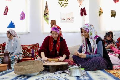 Bilecik’te öğrencilerden hayır çarşısı