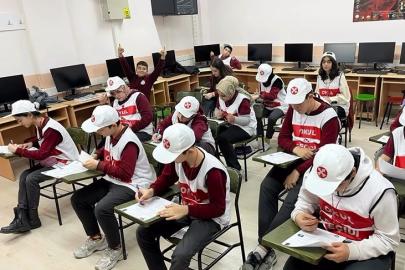 Bilecik’te öğrencilere okul geçidi görevlisi eğitimi