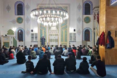 Bilecik’te "Vakti Kuşanmak" projesi kapsamında öğrenciler camide buluştu