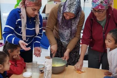 Bozdoğan’da minikler ekmek yapmasını öğrendi