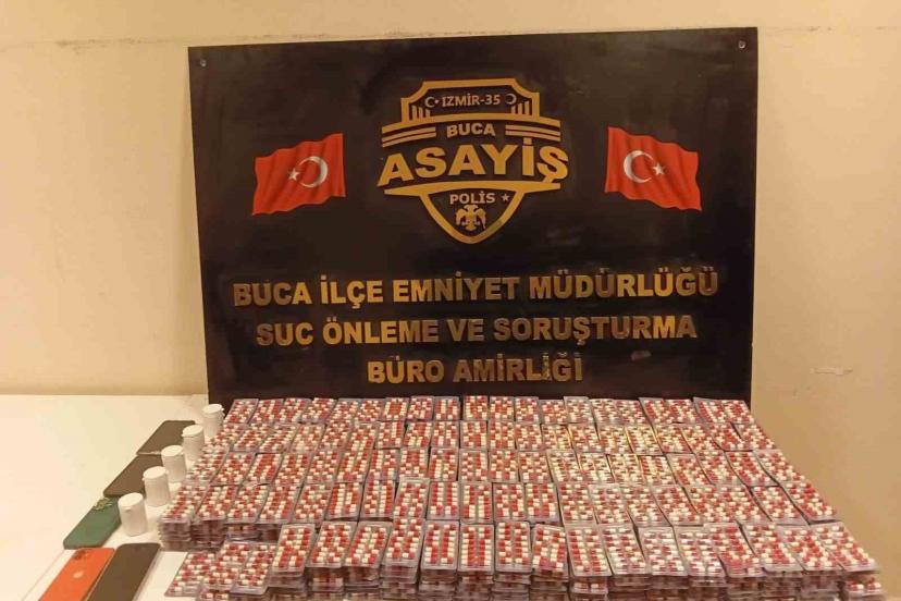 Buca’da 11 bin 296 adet uyuşturucu hap ele geçirildi