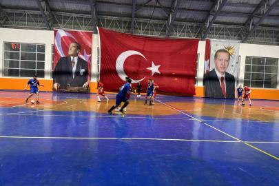 Bulanık’ta ‘Kurumlar Arası Futsal Turnuvası’ başladı