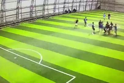 Burdur’da halı sahadaki kavgayla ilgili 2 kişi tutuklandı