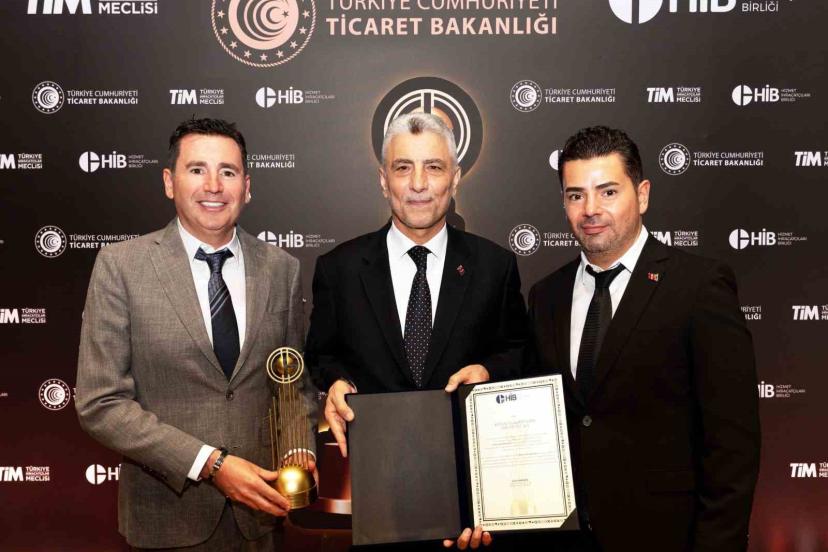 Bursa Kebap Evi’ne ‘Hizmet İhracatı Şampiyonu’ ödülü