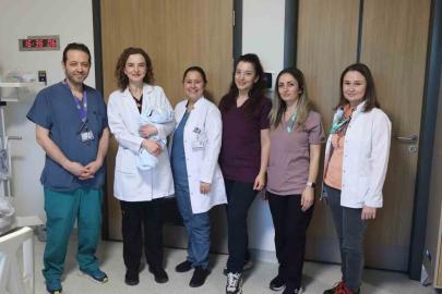 Bursa Şehir Hastanesi Tüp Bebek Merkezi’nde ilk bebek dünyaya geldi