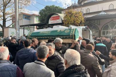 Bursa’da 3 gün aranıp Mudanya sahilde cesedi bulunan 19 yaşındaki Berat Yavuz toprağa verildi