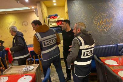 Bursa’da asayiş uygulaması: Aranan şahıslar yakalandı, uyuşturucu madde ele geçirildi