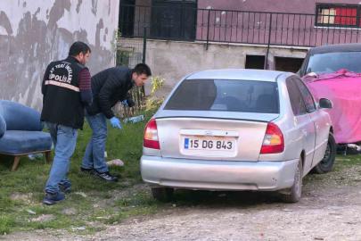 Bursa’da emanet ettiği aracı, kurşunlandığını görünce şok geçirdi