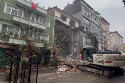 Bursa’da ilginç bir yıkım