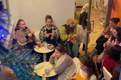 Bursa’da kadınlar örgü için yarıştı