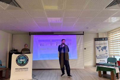 Bursa’da Meslek Lisesinde Dünya Seninle Konuşuyor etkinliği