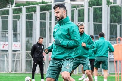 Bursaspor’da hazırlıklar sürüyor