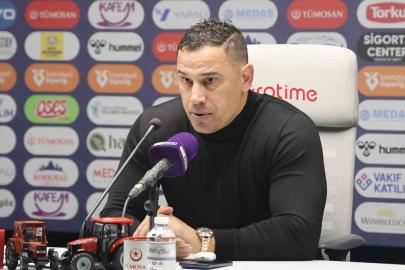 Çağdaş Atan: "Maalesef bir dalgınlık, yediğimiz gol, iyi oynarken cezalandırıldık açıkçası"
