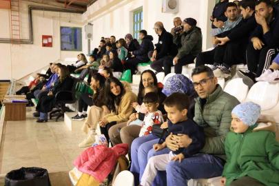 Çameli Kurumlar-Mahaller Voleybol Turnuvası büyük heyecanla devam ediyor