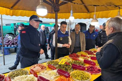 Çayırova’da pazar esnafına fiyat ve tartı denetimi