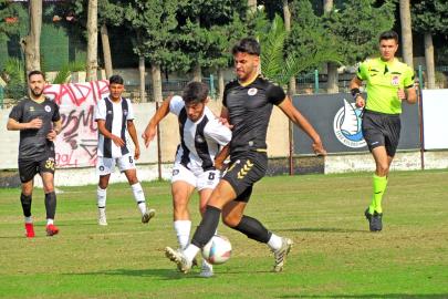 Çeşme Belediyespor ligin ikinci yarısına galibiyetle başladı