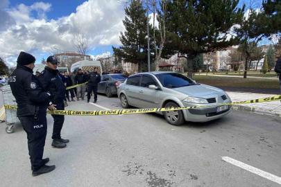 Çorum’da park halindeki otomobilde 30 yaşındaki şahıs ölü bulundu