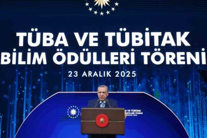 Cumhurbaşkanı Erdoğan: "Türkiye bölgesinin veri üssü konumuna gelecektir"