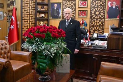 Cumhurbaşkanı Erdoğan’dan MHP Lideri Bahçeli’ye doğum günü ve yeni yıl kutlaması