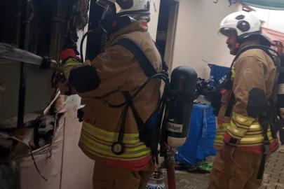 Defne’de konteyner yangını