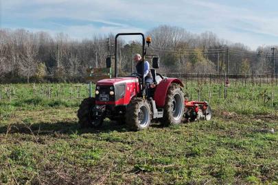 Dekan, öğrencilerin eğitimi için direksiyon başına geçti