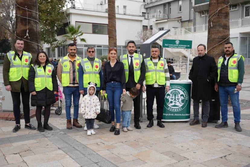 Denizli’de işçilerin hakları ve iş yerlerinde yaşadıkları sorunlara dikkat çekildi