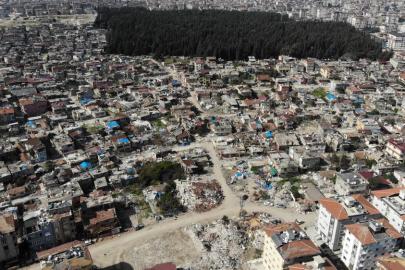 Depremde tamamen yıkılan Emek Mahallesi, inşa çalışmalarıyla yeniden ışıl ışıl