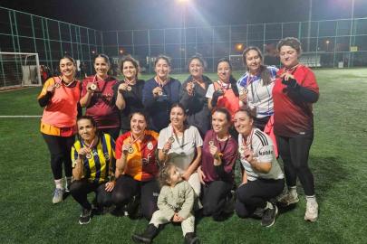 Didim’de anneler sahaya indi