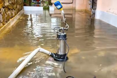 Didim’de sağanak yağmur etkili oldu