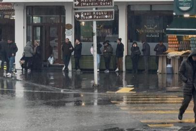 Diyarbakır’da aniden bastıran yağmur hayatı felç etti