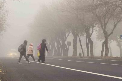 Diyarbakır’da sis görüş mesafesini düşürdü