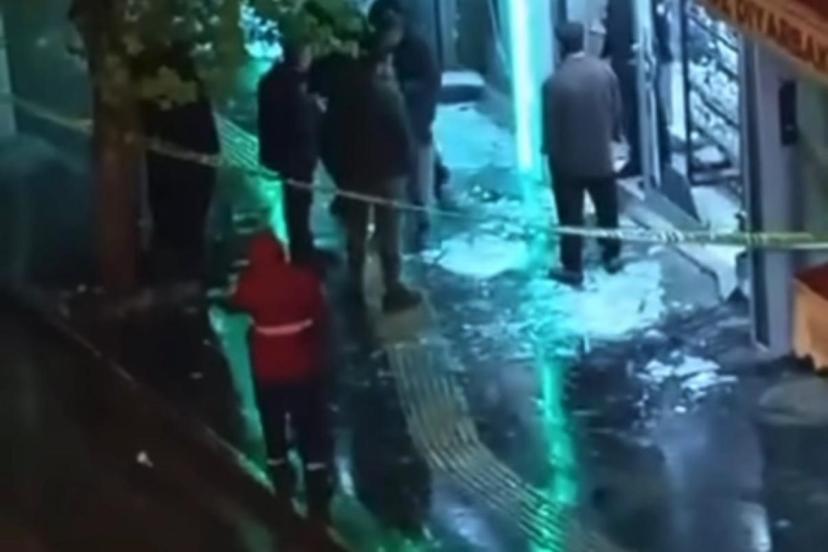 Diyarbakır’da tekel bayisine patlayıcı atıldı