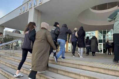 Edirne’de FETÖ’den gözaltına alınan 6 şüpheli adliyeye sevk edildi