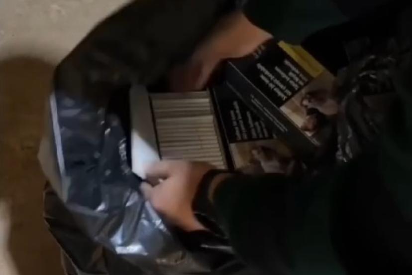 Efeler’de kaçak sigara operasyonu: 2 gözaltı