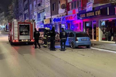 Ereğli’de park halindeki otomobilde yangın çıktı