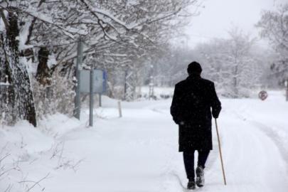 Erzincan beyaza büründü: Geçitlerde karla mücadele seferberliği