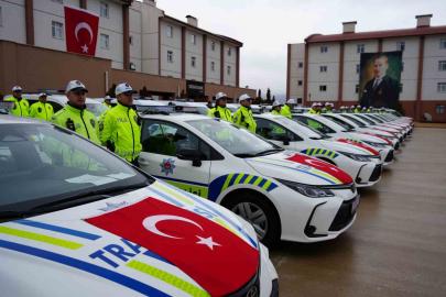 Erzincan’da güvenlik güçlerine 122 yeni araç teslim edildi