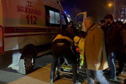 Erzincan’da iki otomobil çarpıştı: 5 yaralı