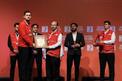 Erzurum Kızılay’a üç ödül