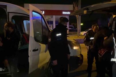 Erzurum’da 37 kaçak göçmen ve 10 organizatör yakalandı