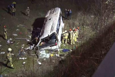 Esenyurt’ta servis minibüsü şarampole yuvarlandı: 2 ölü, 9 yaralı