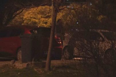 Eşi evi terk edince tüfeğe sarıldı