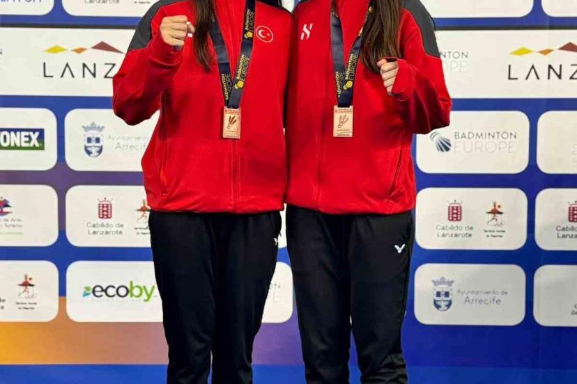 Eskişehirli milli sporcu ikizlerden Avrupa’da önemli başarı