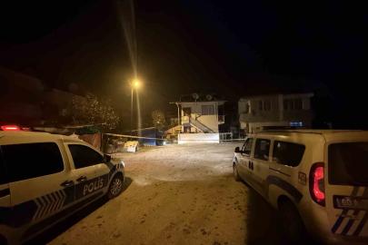 Evinin önünde silahlı saldırıya uğrayan motokurye hayatını kaybetti